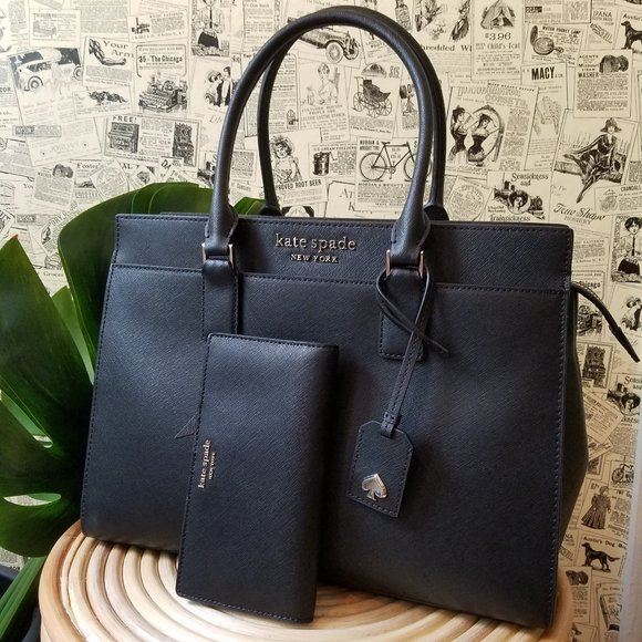 kate spade Handbags - Kate Spade Authentic Christmas Gift Set Purse New